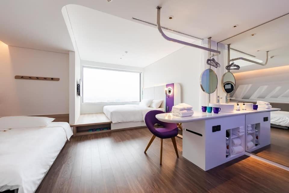Tru By Hilton Nam Dinh City Centre Екстериор снимка